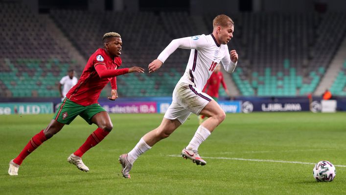 Emile Smith Rowe remains with the England Under-21 squad