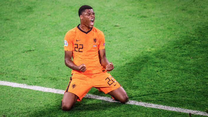 Everton and Inter Milan are set to fight it out for Dutch Euro 2020 sensation Denzel Dumfries
