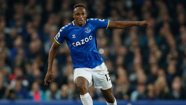 Yerry Mina featured for Colombia who are still on the red list