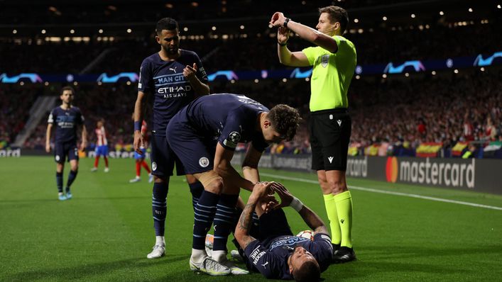 Kyle Walker was forced off with an injury against Atletico Madrid last night