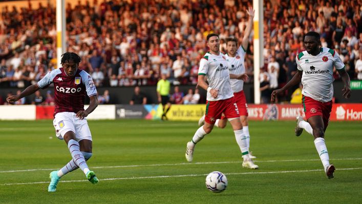 A fine second-half strike from Jaden Philogene-Bidace helped Aston Villa to a 4-0 win at Walsall