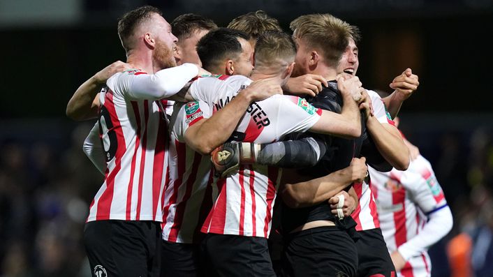 Sunderland players celebrate their progress to the Carabao Cup quarter-finals