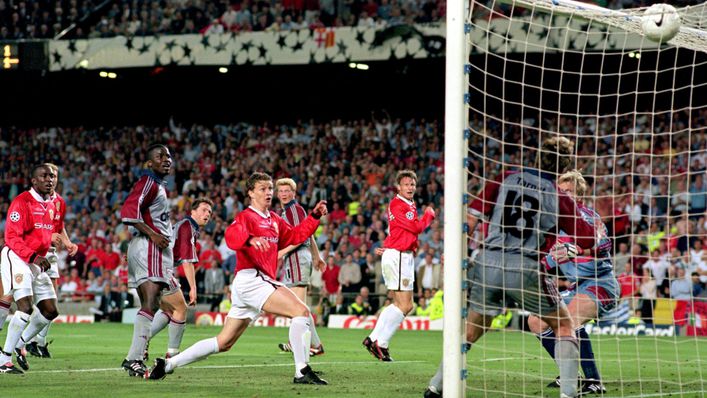 Teddy Sheringham then headed the ball for Ole Gunnar Solskjaer to score a dramatic winner